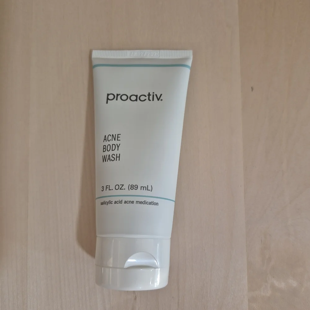 🎊🎊NEW🎊🎊 3FL OZ Proactiv Body Wash